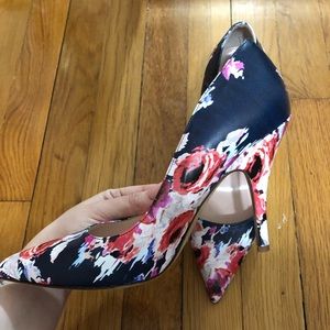 Kate spade pumps